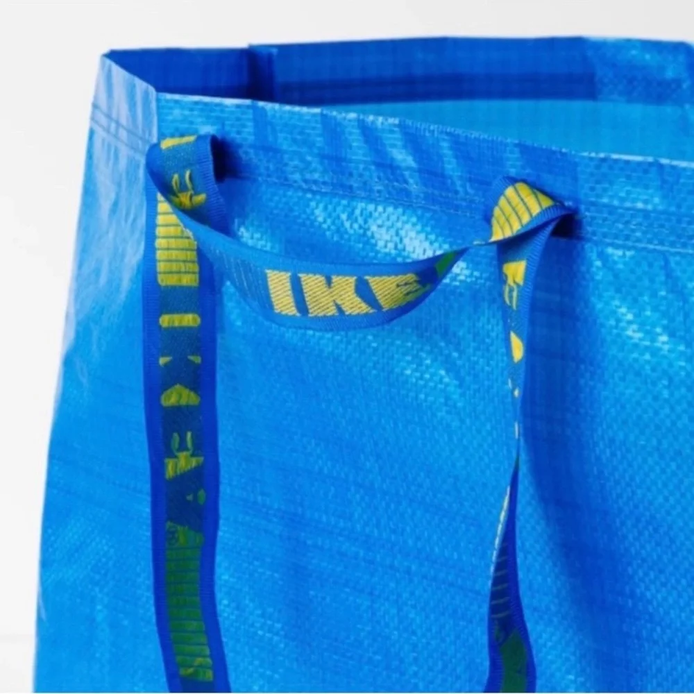 1 IKEA FRAKTA 19 gallon shopping bag